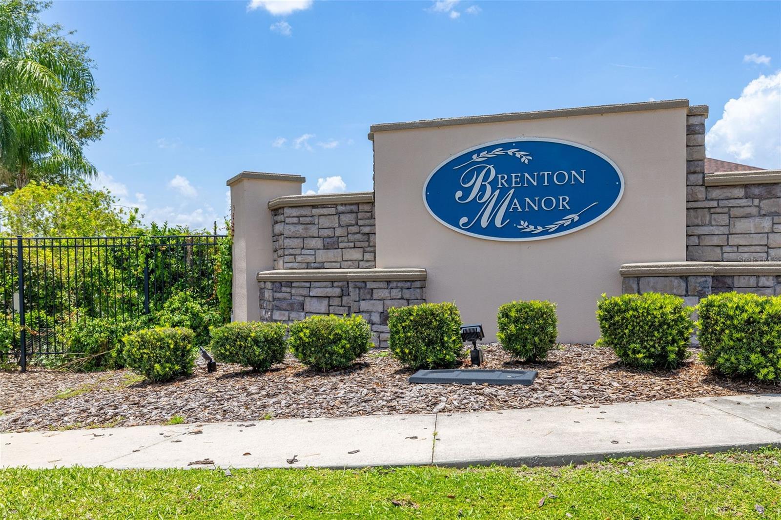 BRENTON MANOR - Residential