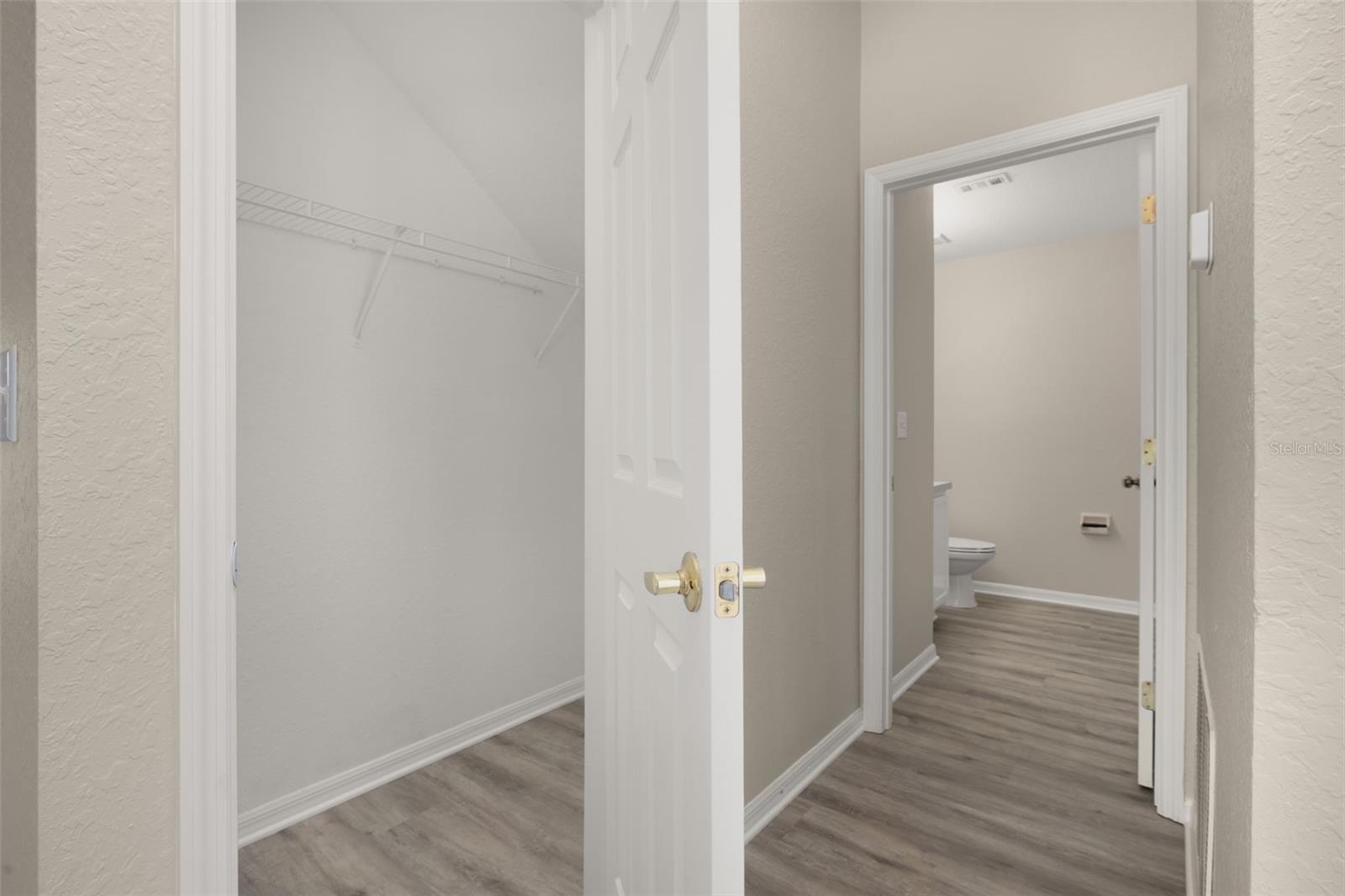 BRENTON MANOR - Residential