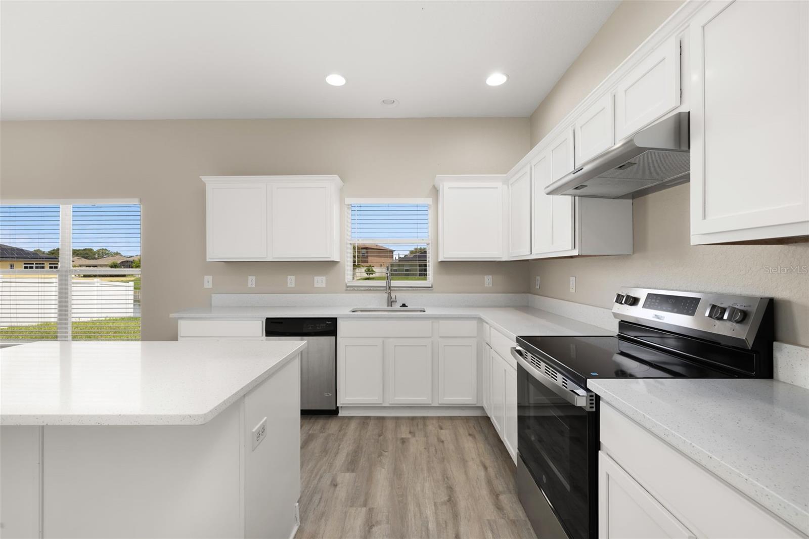 BRENTON MANOR - Residential