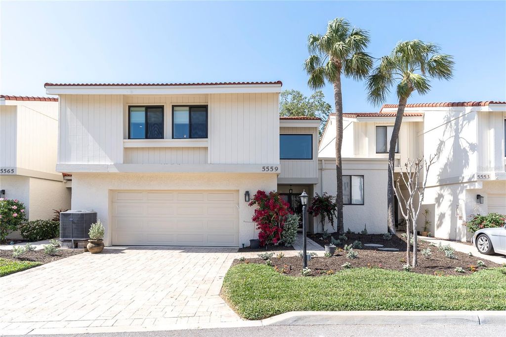 Photo of 5559 Escondida Boulevard S, St Petersburg, FL 33715 (MLS # TB8447621)