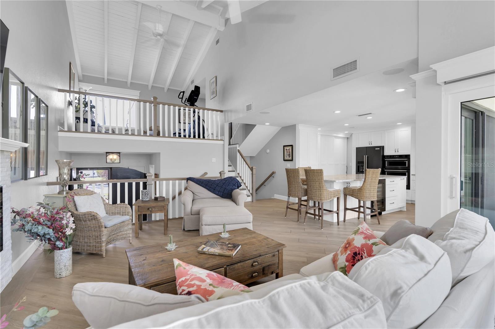 5559 ESCONDIDA BOULEVARD S