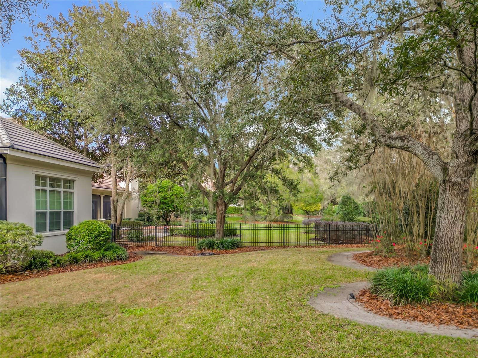 RLR GOLDEN OCALA - Residential