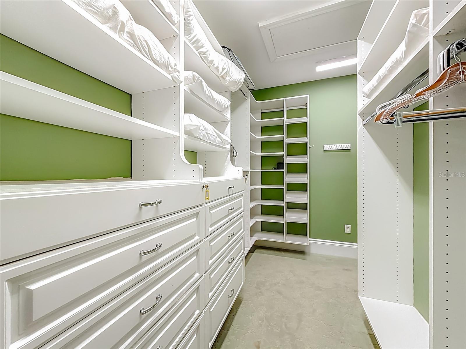 RLR GOLDEN OCALA - Residential