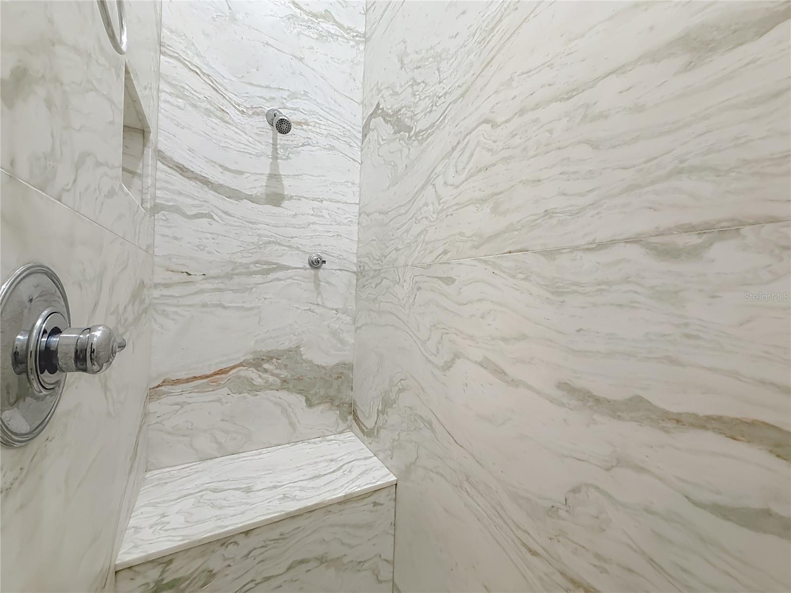 RLR GOLDEN OCALA - Residential