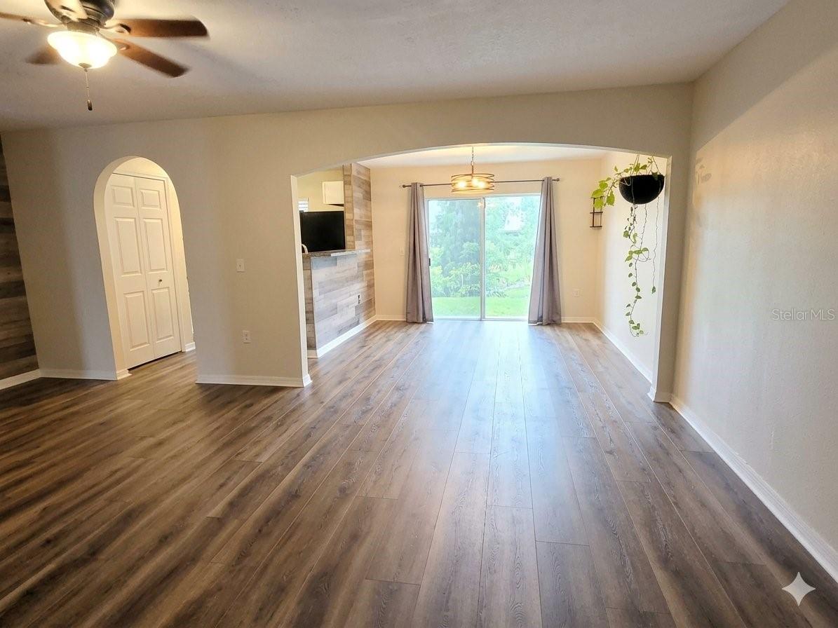 9863 ASHBURN LAKE DRIVE