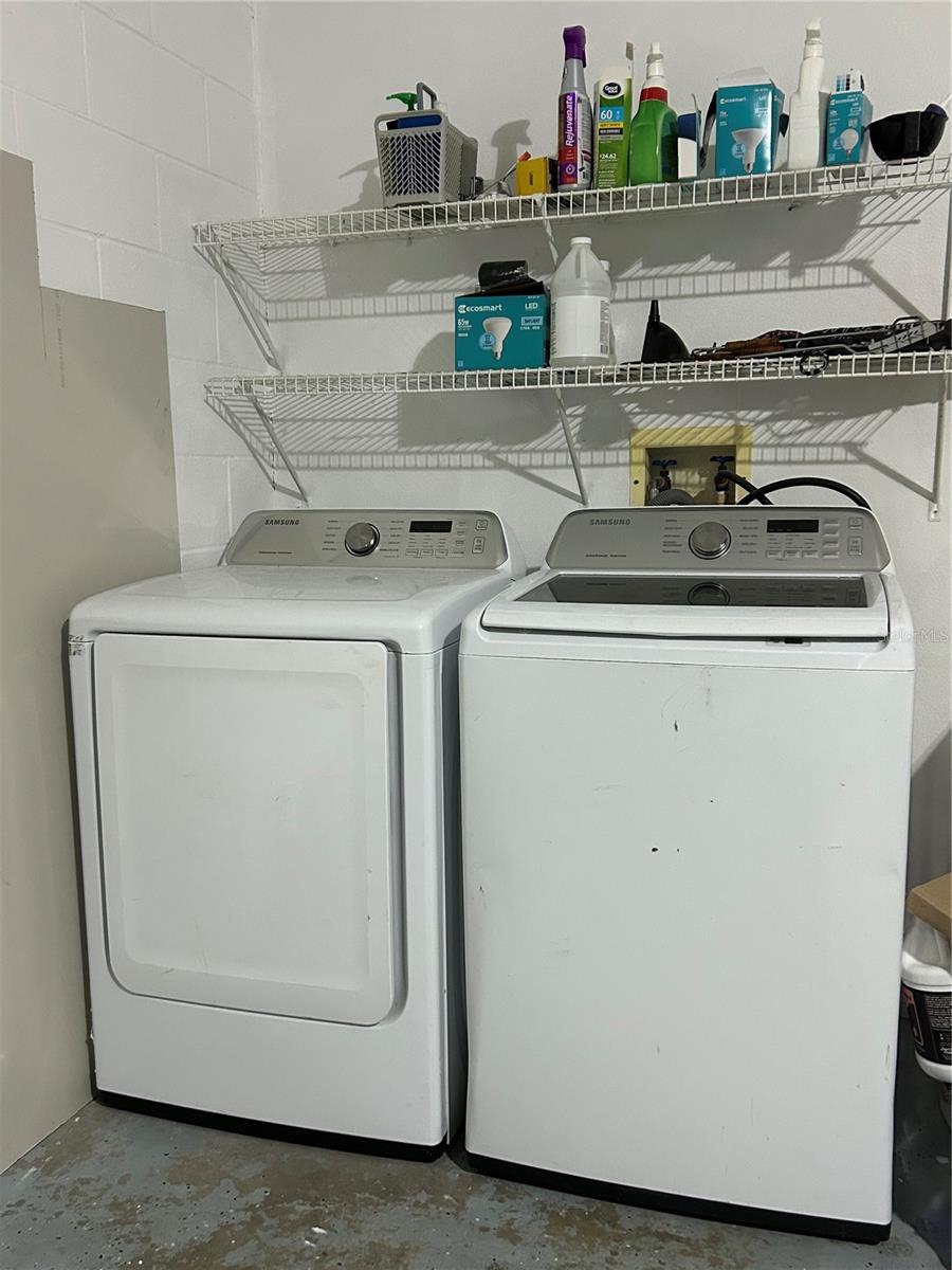 MAGIC LANDINGS - Residential Lease