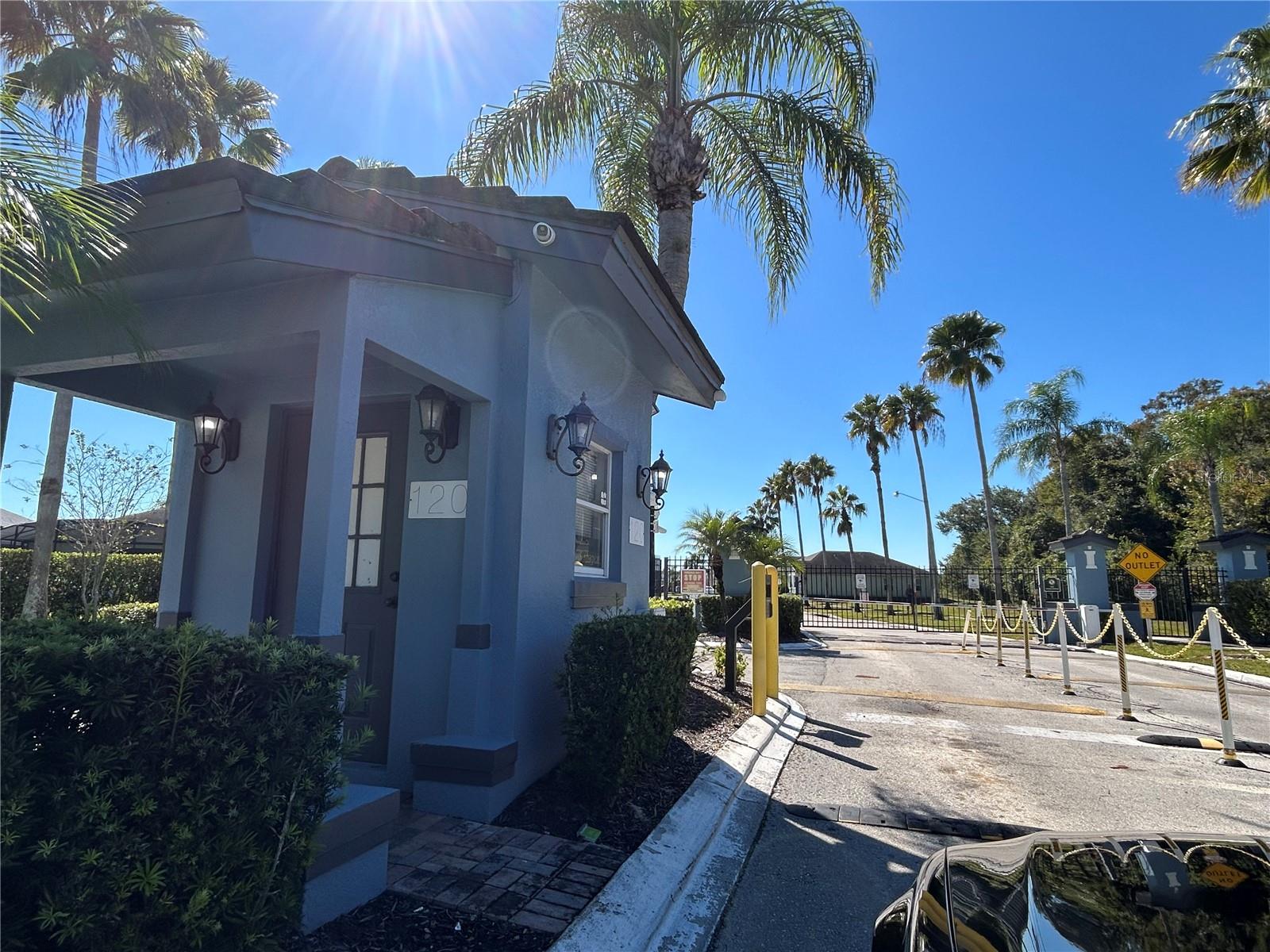 MAGIC LANDINGS - Residential Lease