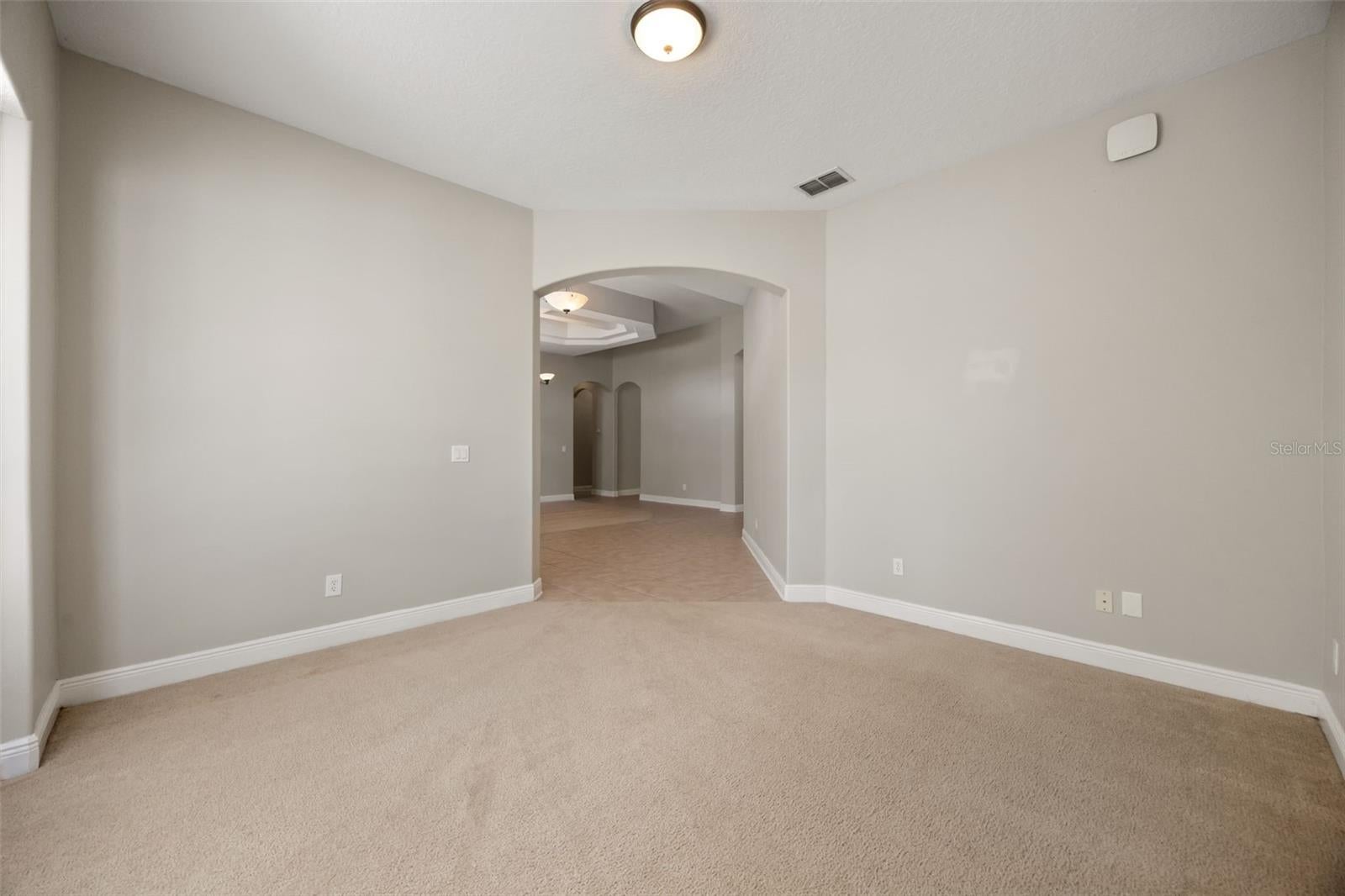 6190 HEDGESPARROWS LANE