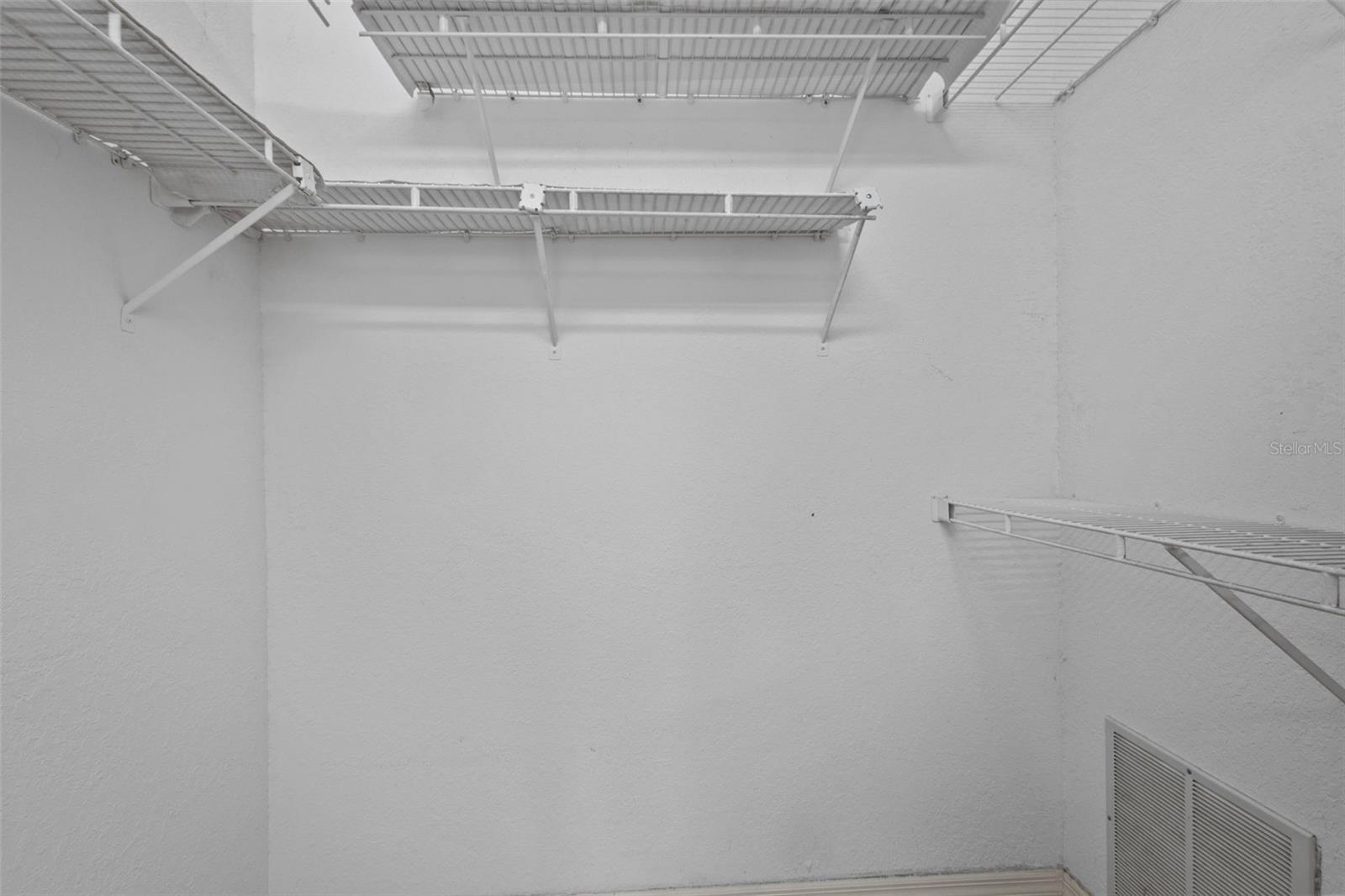 GREEN DOLPHIN PARK - Residential