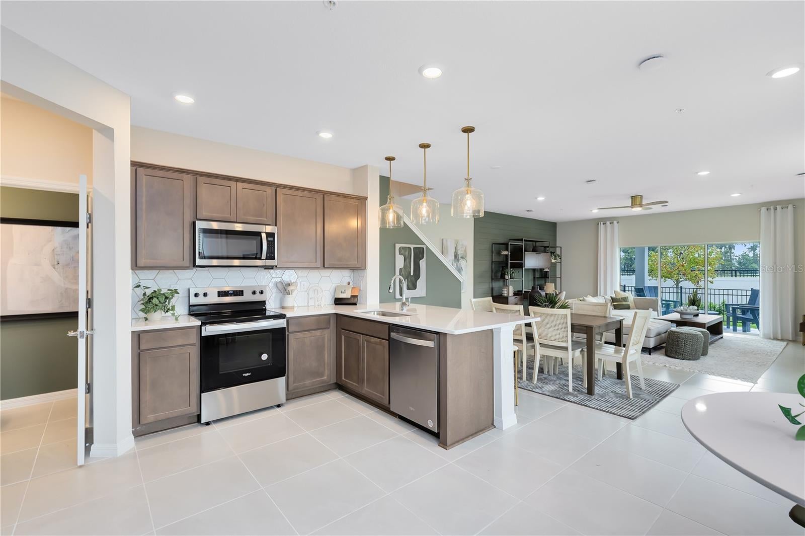 3121 CANYON BAY POINT