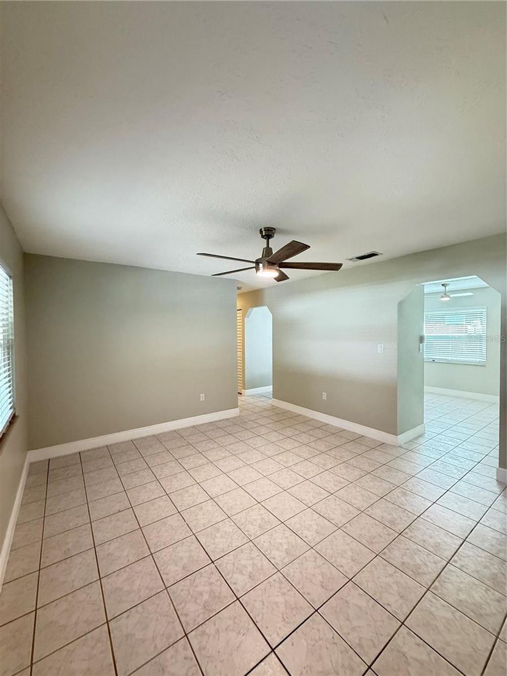 Photo of 221 Sherry Ave, Winter Springs, FL 32708 (MLS # O6404854)