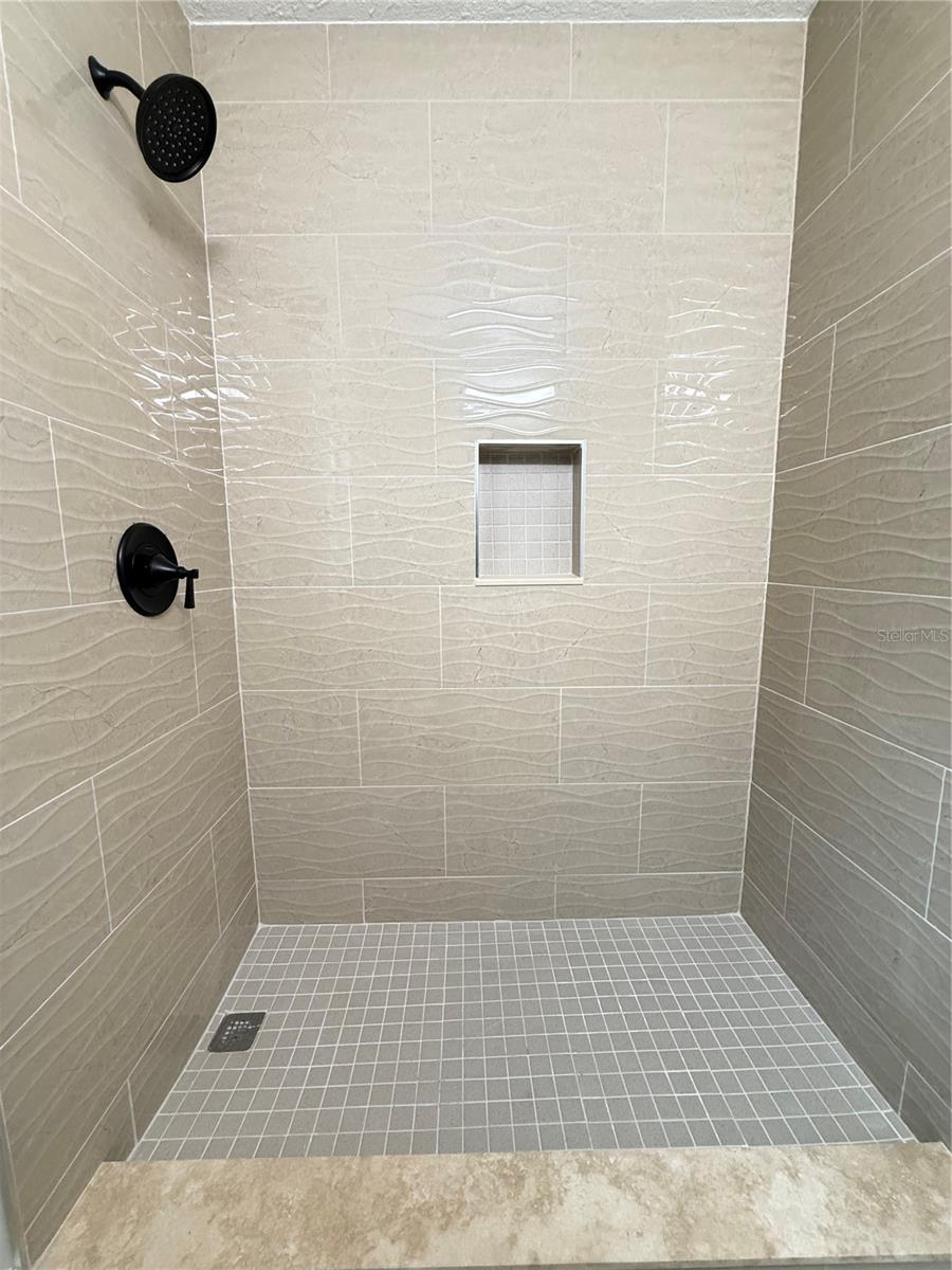 NORTH ORLANDO TOWNSITE FOURTH ADD REPLAT - Residential