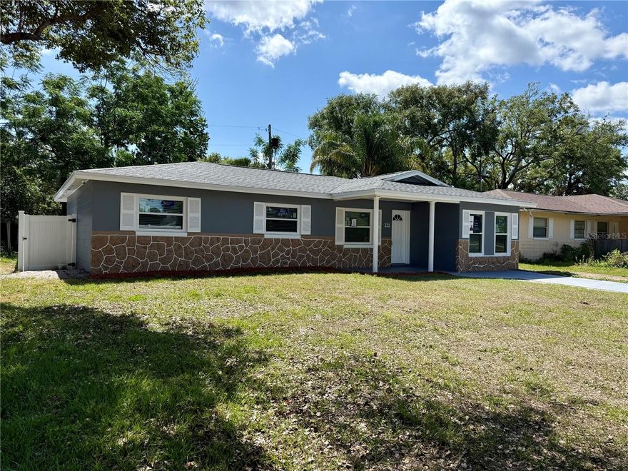 Beautiful fully renovated property featuring 4 spacious bedrooms, 2 modern bathrooms, and an additional room perfect for an office or play room. The home has been completely updated, including a new roof and new windows, providing improved energy efficiency and peace of mind. Open layout with excellent natural light and modern finishes throughout. Move-in ready, ideal for a family home or investment opportunity. Conveniently located with easy access to schools, shopping, and major roads.