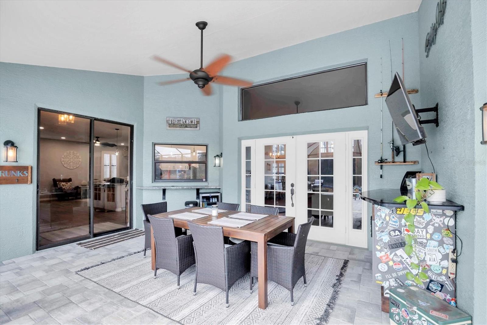 SOUTHERN OAKS - Residential