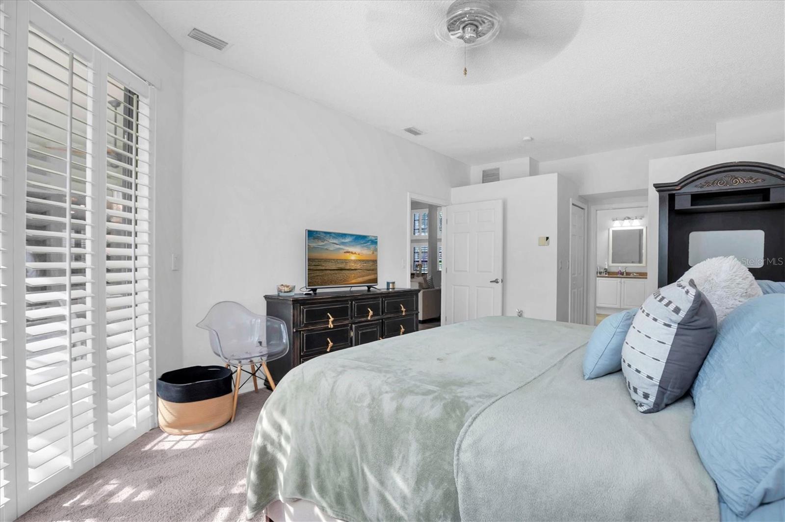 SOUTHERN OAKS - Residential