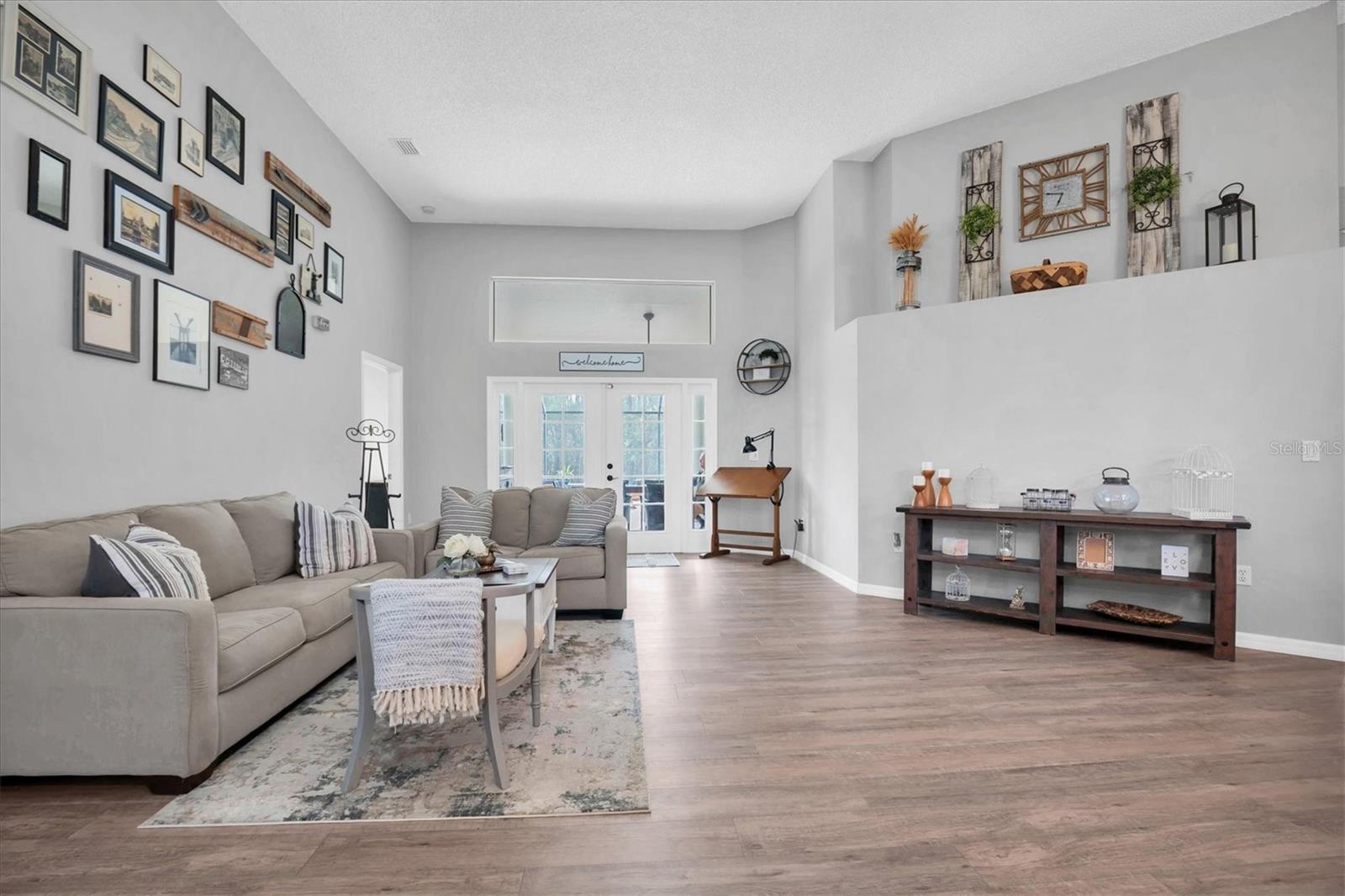 SOUTHERN OAKS - Residential