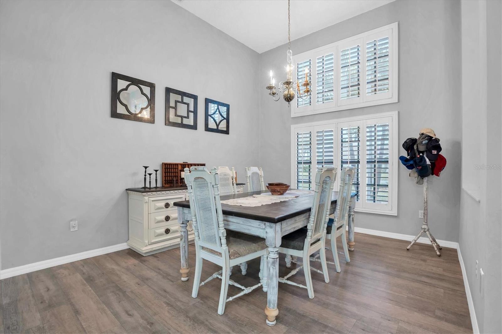 SOUTHERN OAKS - Residential