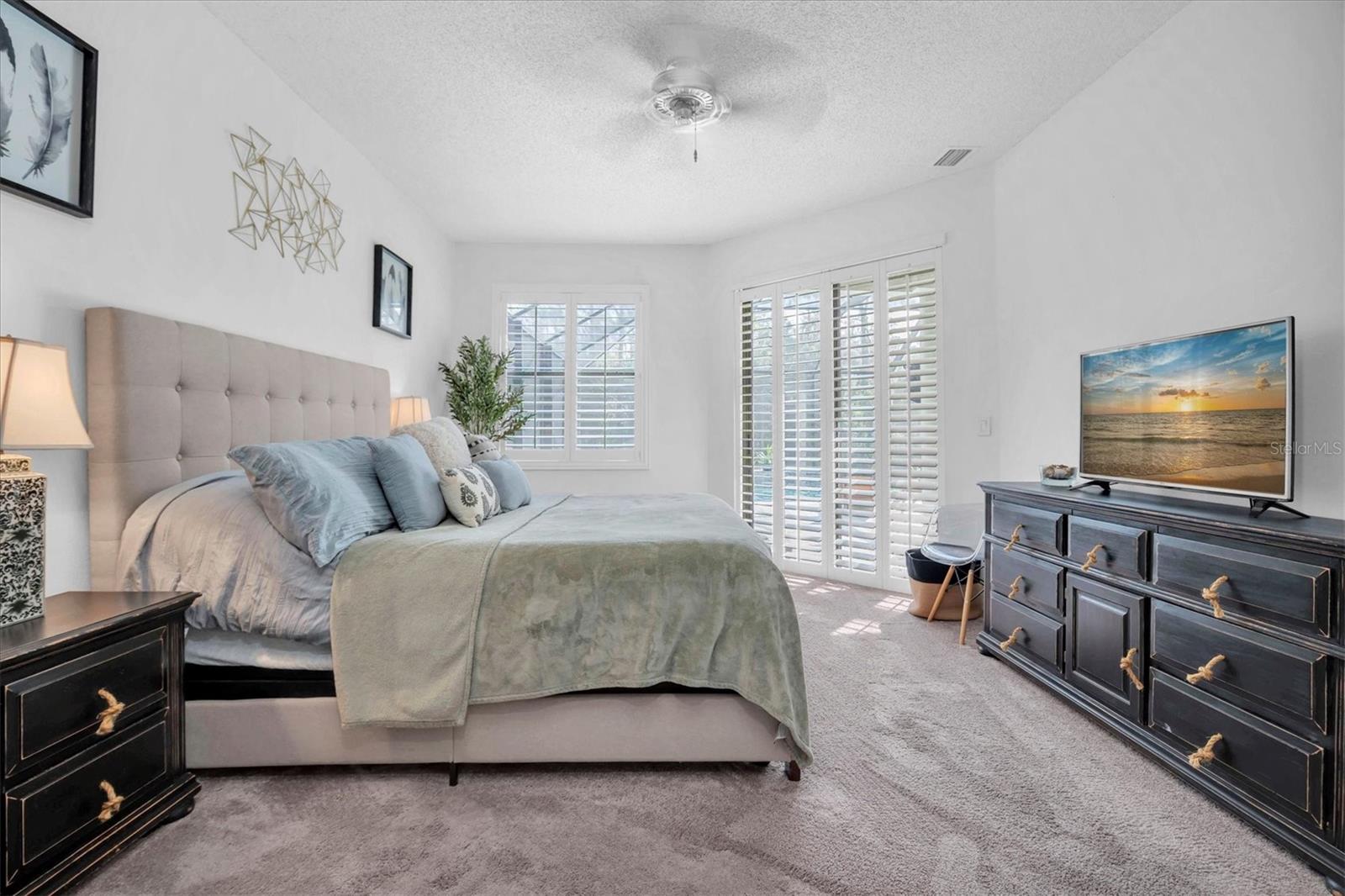 SOUTHERN OAKS - Residential