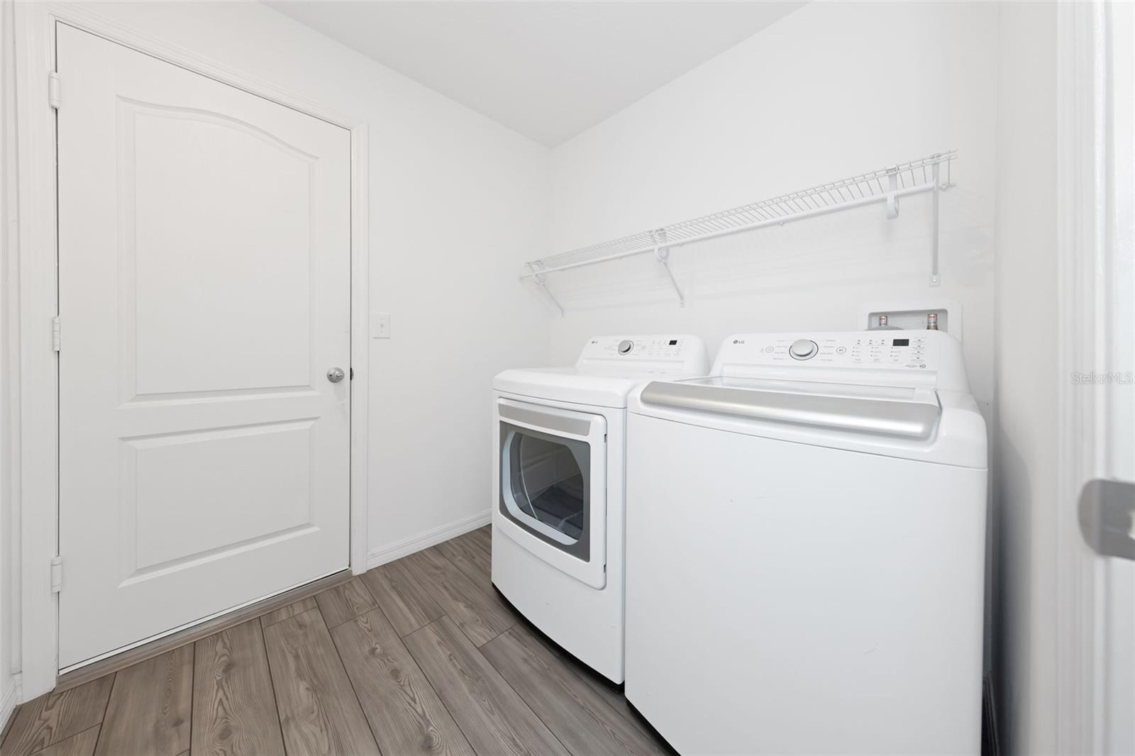 SPRING RIDGE - Residential