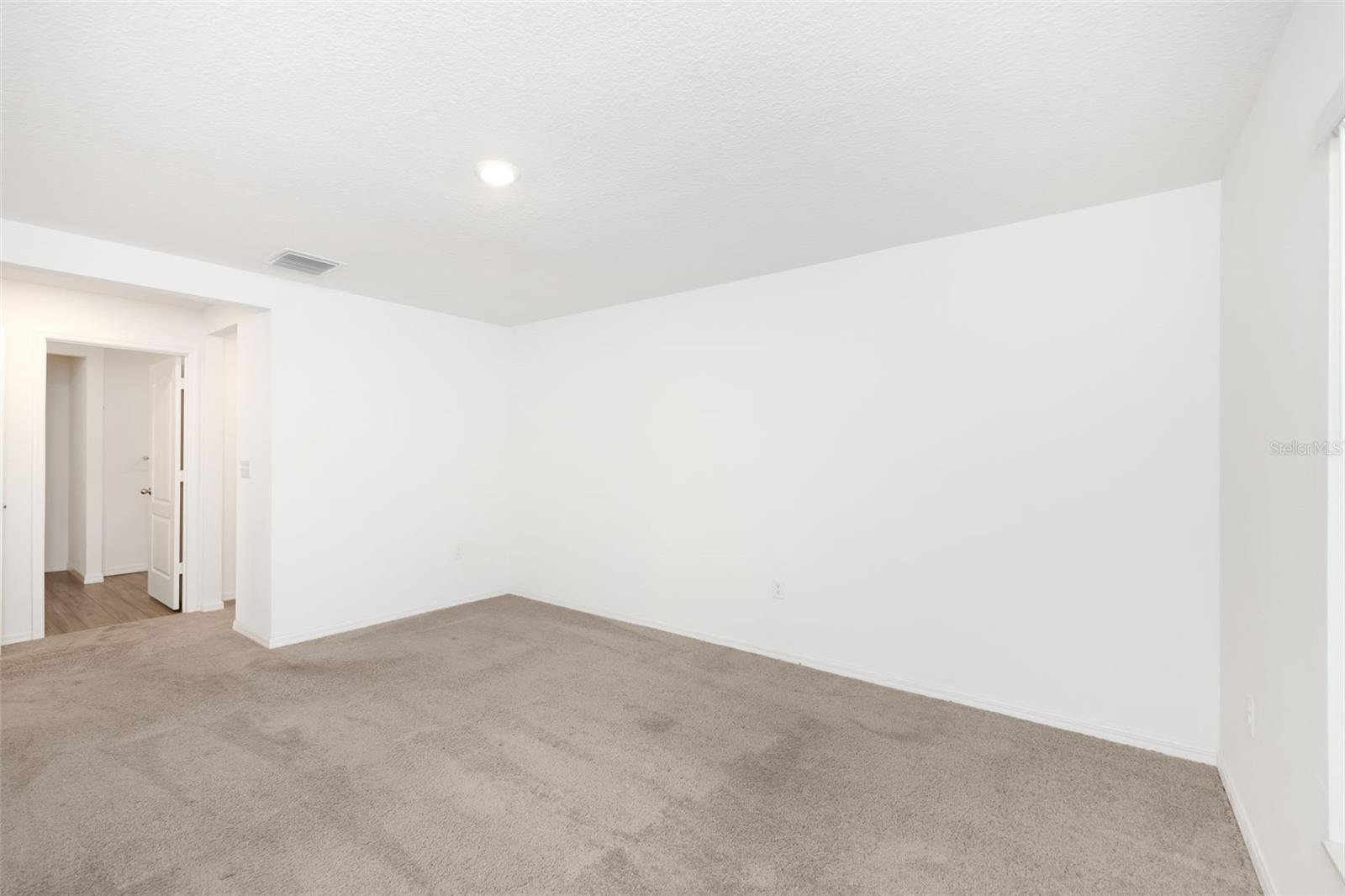 SPRING RIDGE - Residential