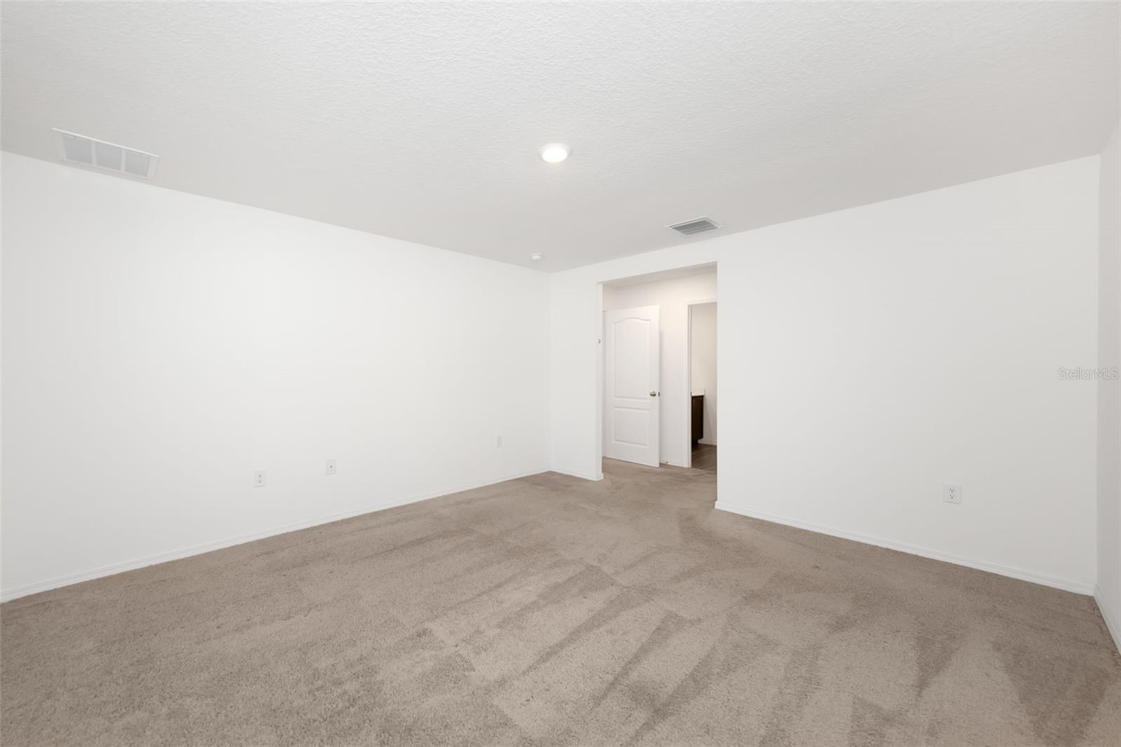 SPRING RIDGE - Residential