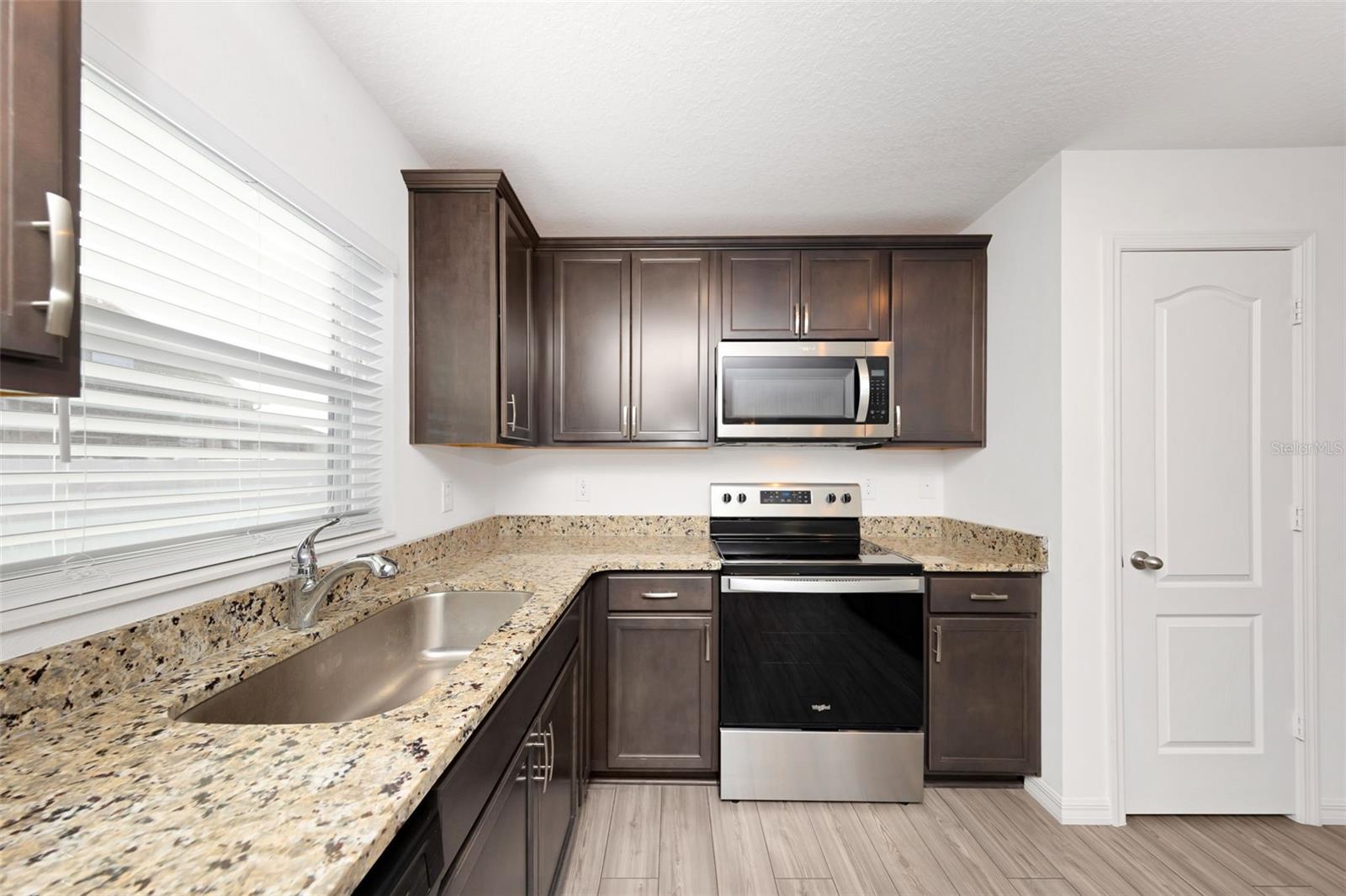 SPRING RIDGE - Residential