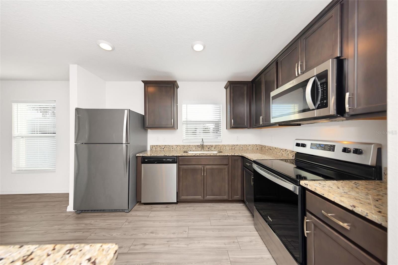 SPRING RIDGE - Residential