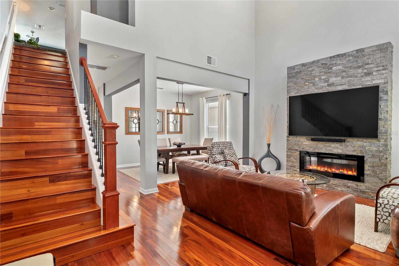 LAKE SAWYER SOUTH PH 01 - Residential