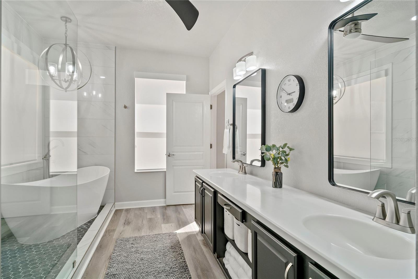 LAKE SAWYER SOUTH PH 01 - Residential