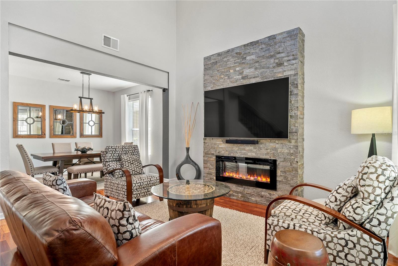 LAKE SAWYER SOUTH PH 01 - Residential