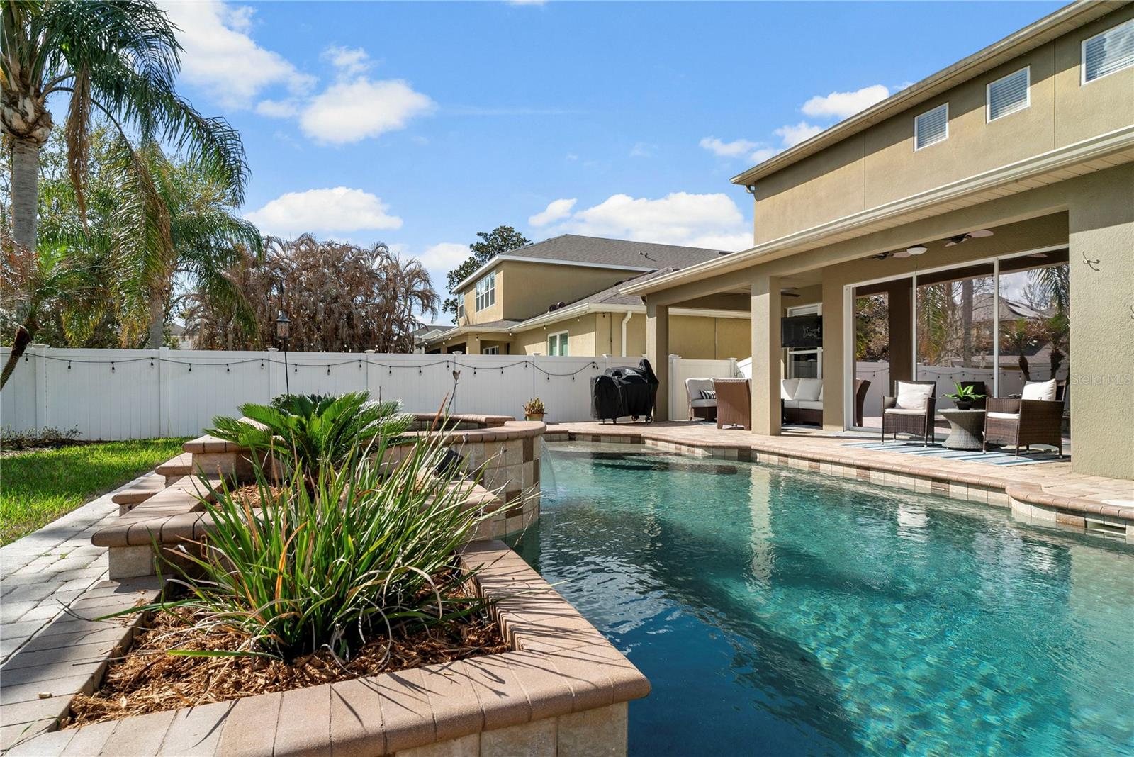 LAKE SAWYER SOUTH PH 01 - Residential