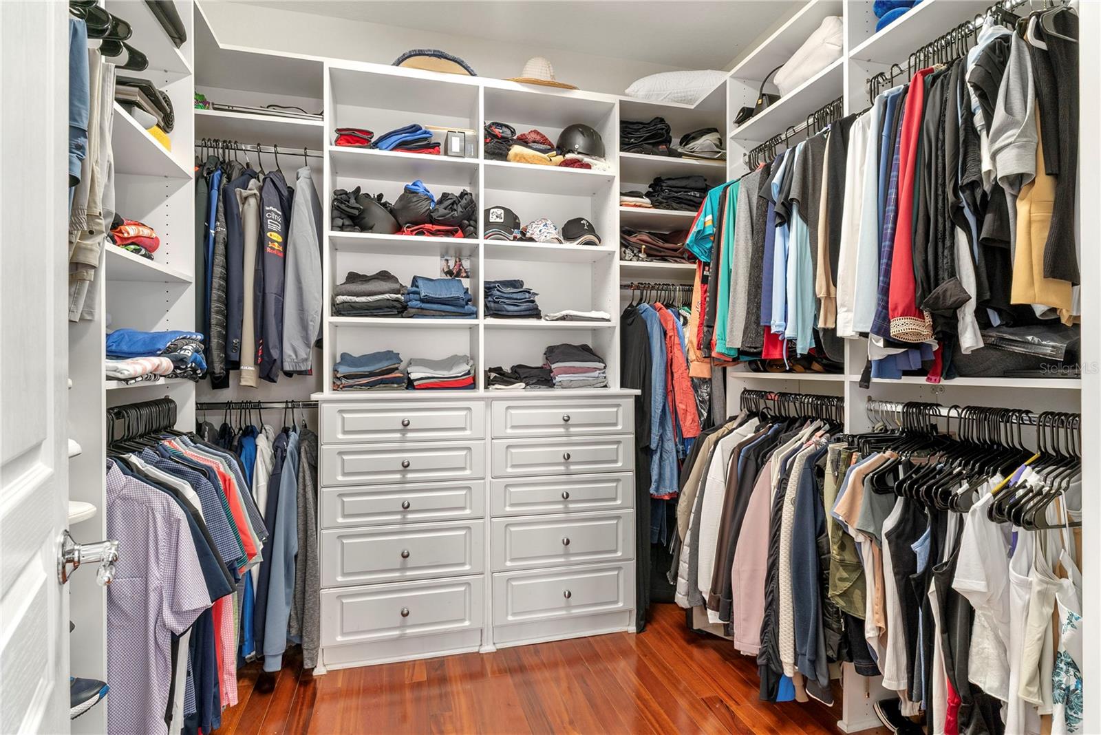 LAKE SAWYER SOUTH PH 01 - Residential