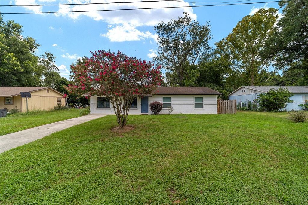 Photo of 14065 SE 51st Avenue, Summerfield, FL 34491 (MLS # GC533190)