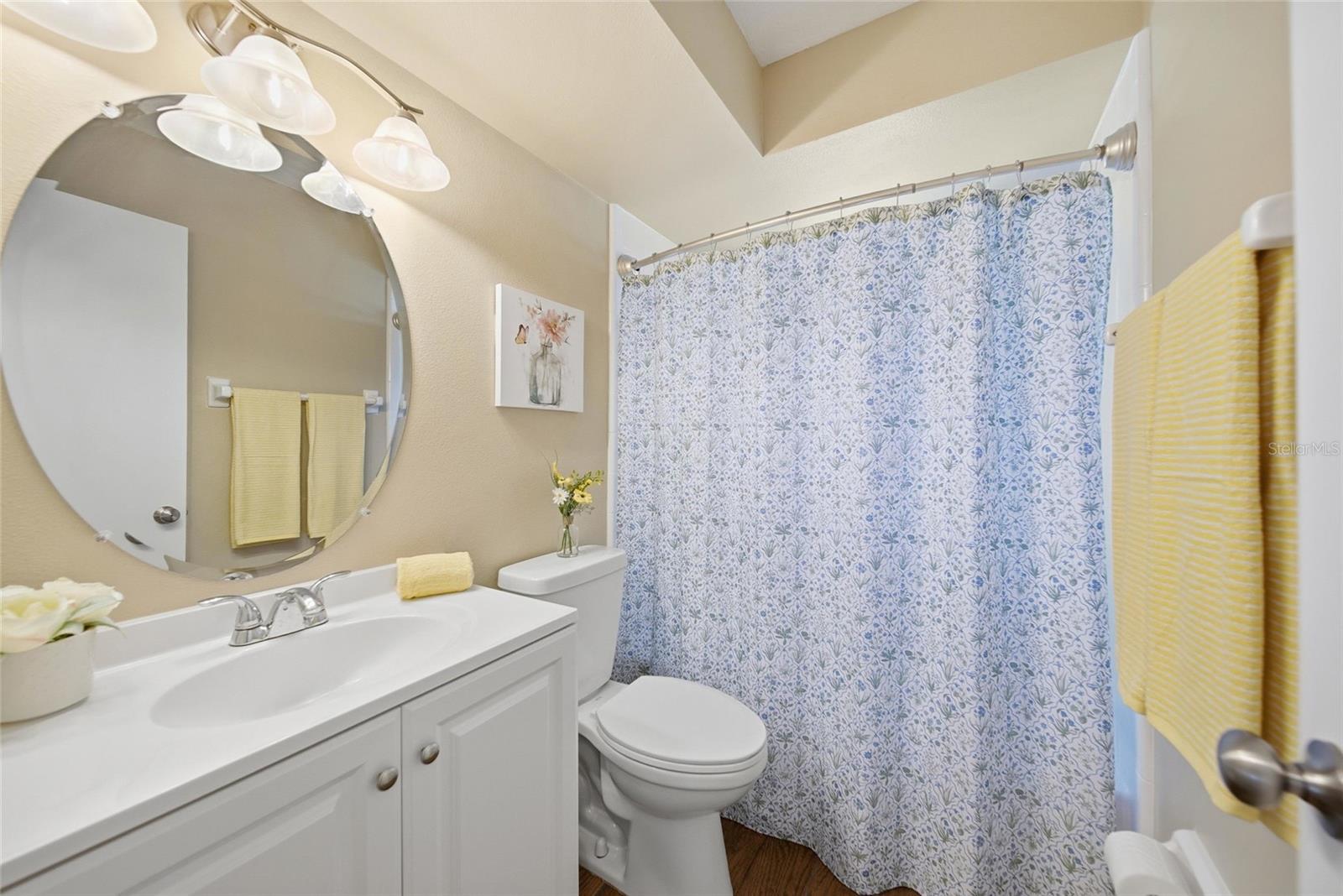 RYAN COURT - Residential