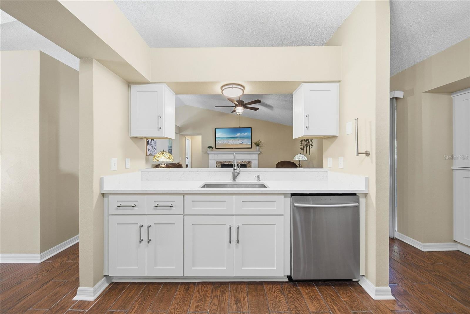 RYAN COURT - Residential