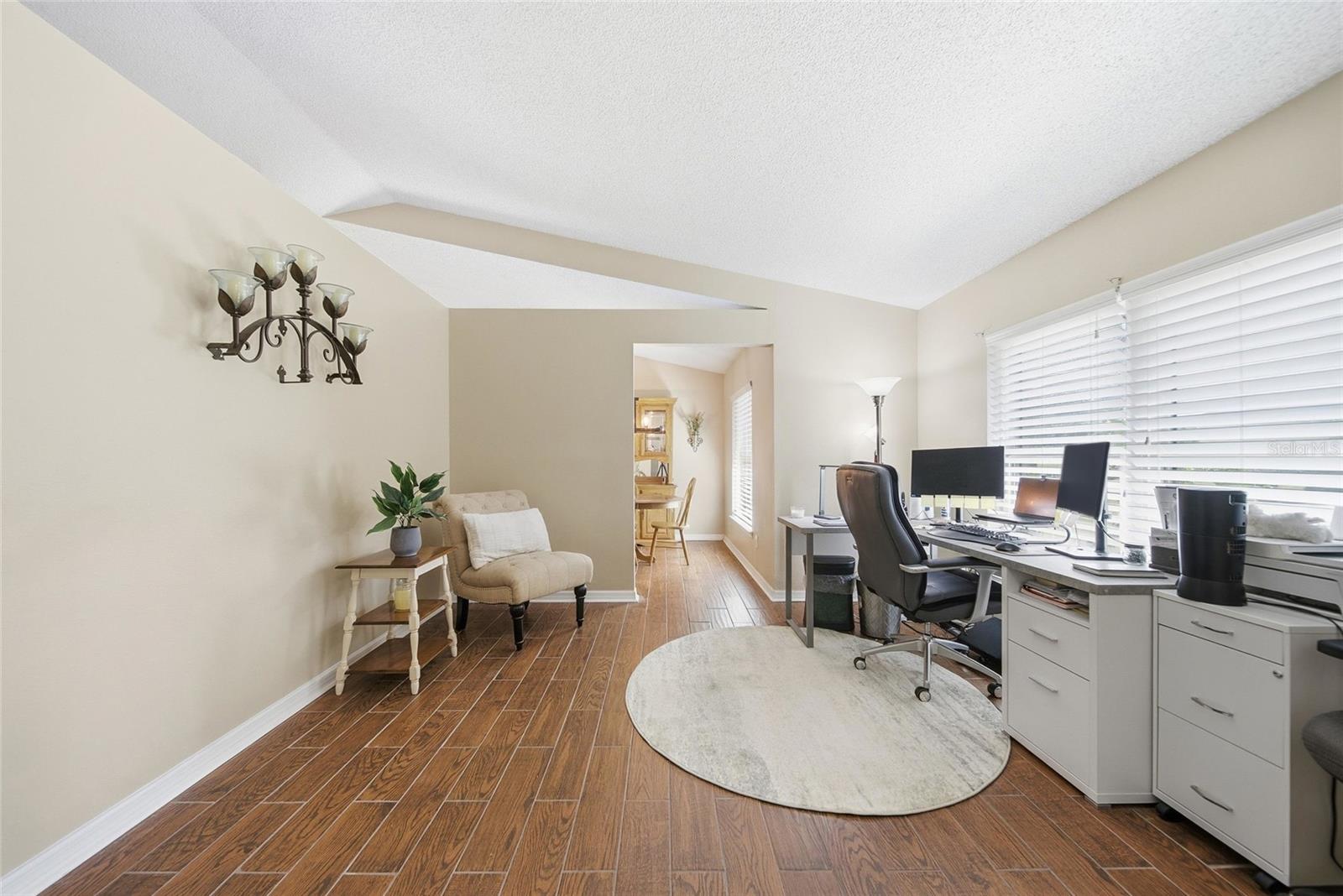 RYAN COURT - Residential