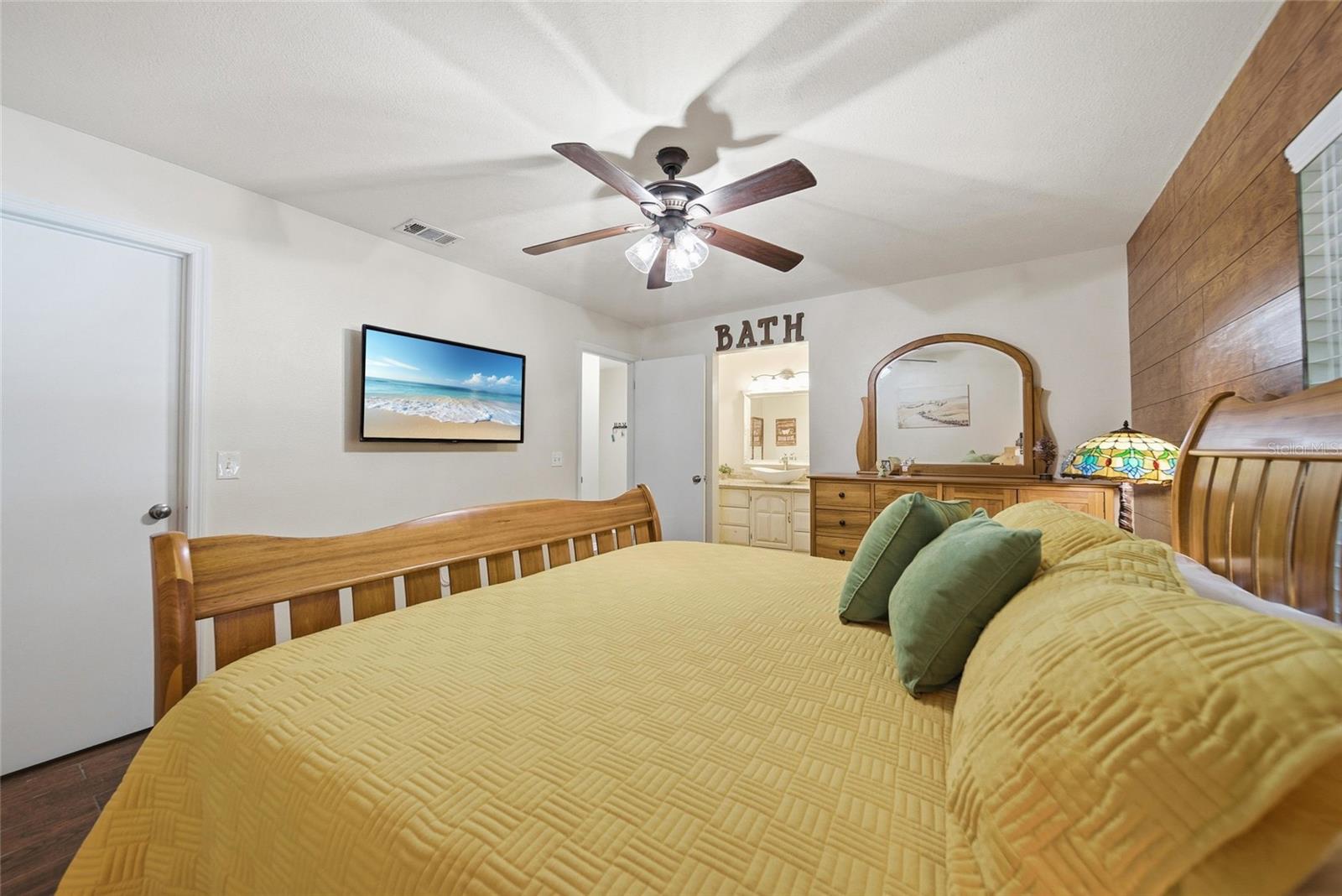 RYAN COURT - Residential