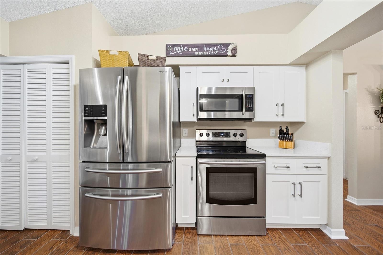 RYAN COURT - Residential