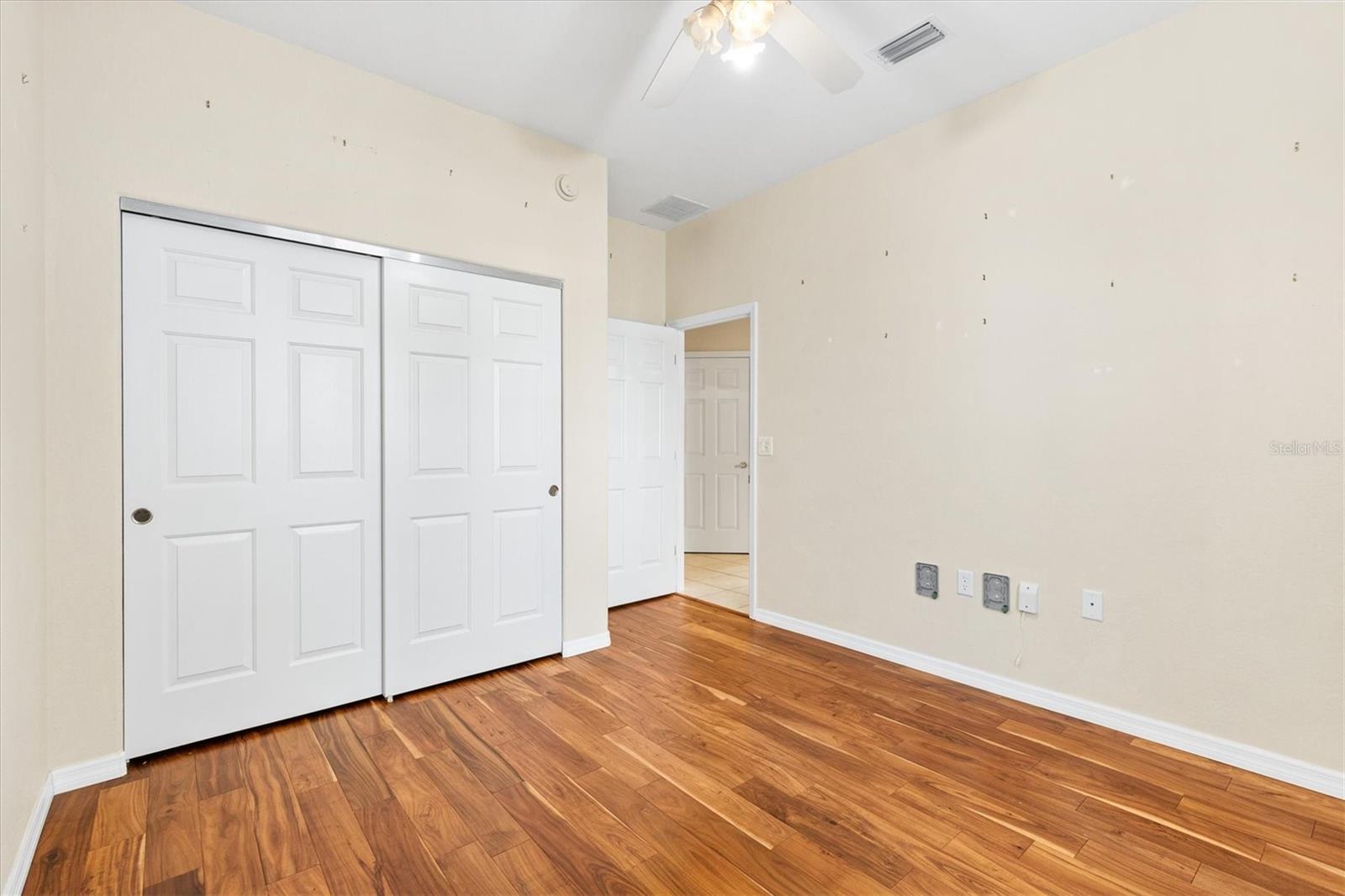 SPRUCE CREEK - Residential