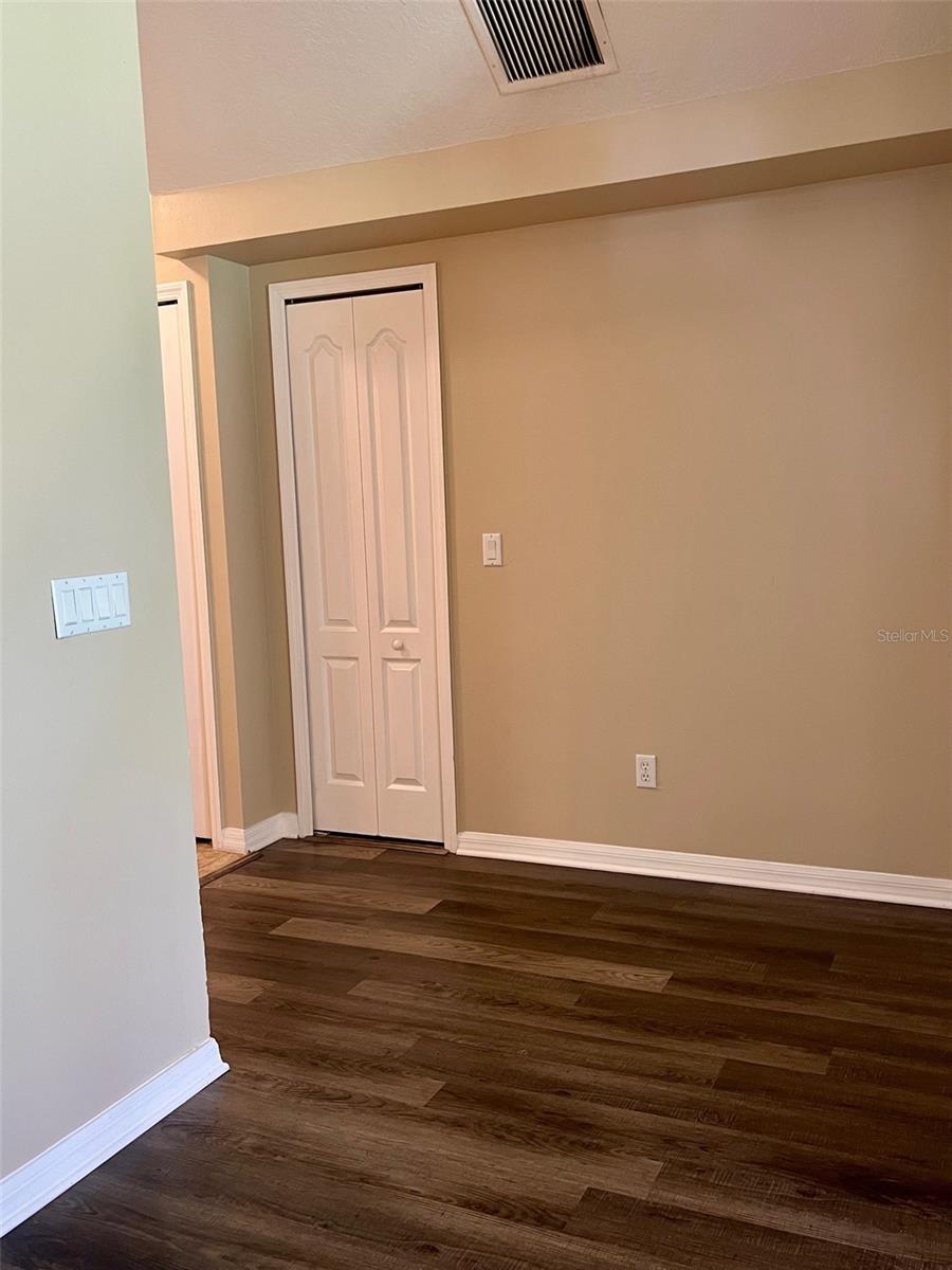 OVERLOOK/PARKSIDE CONDO - Residential Lease