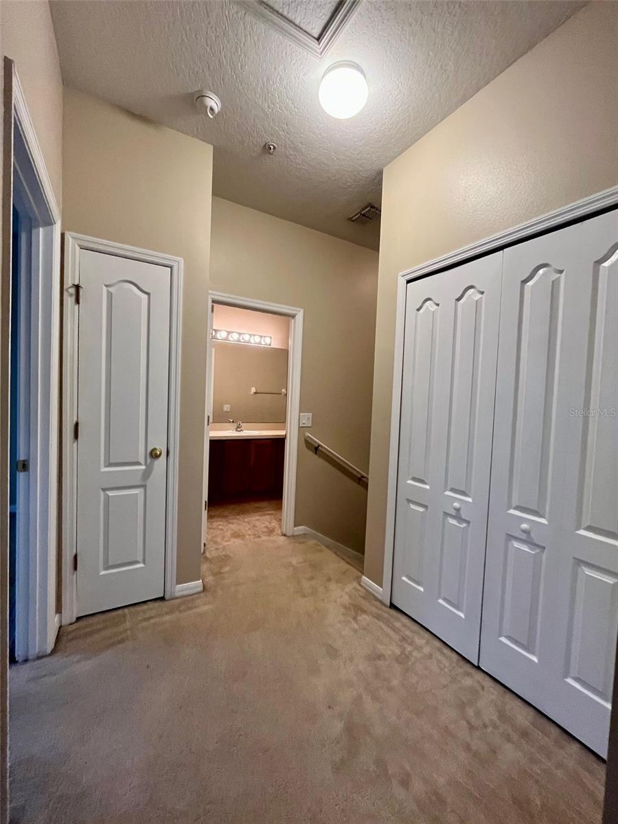 OVERLOOK/PARKSIDE CONDO - Residential Lease