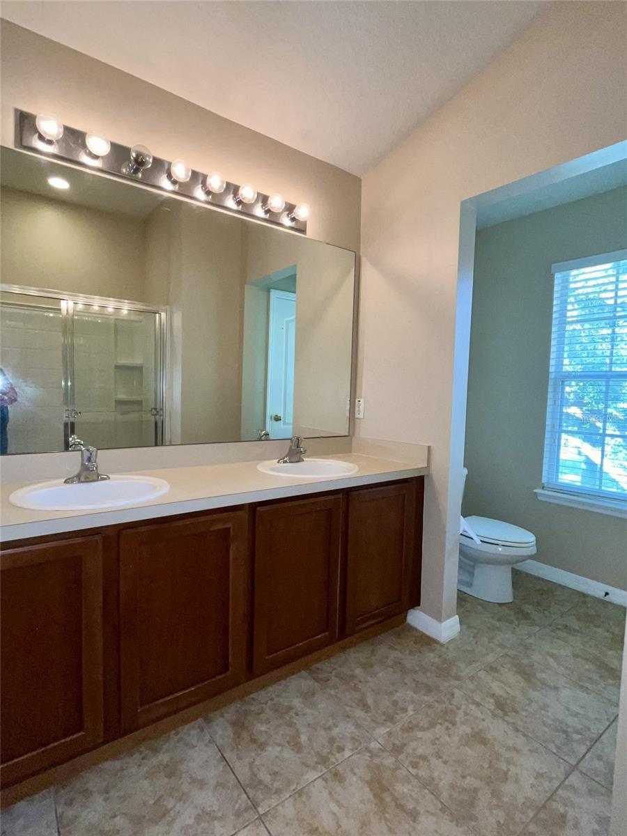 OVERLOOK/PARKSIDE CONDO - Residential Lease