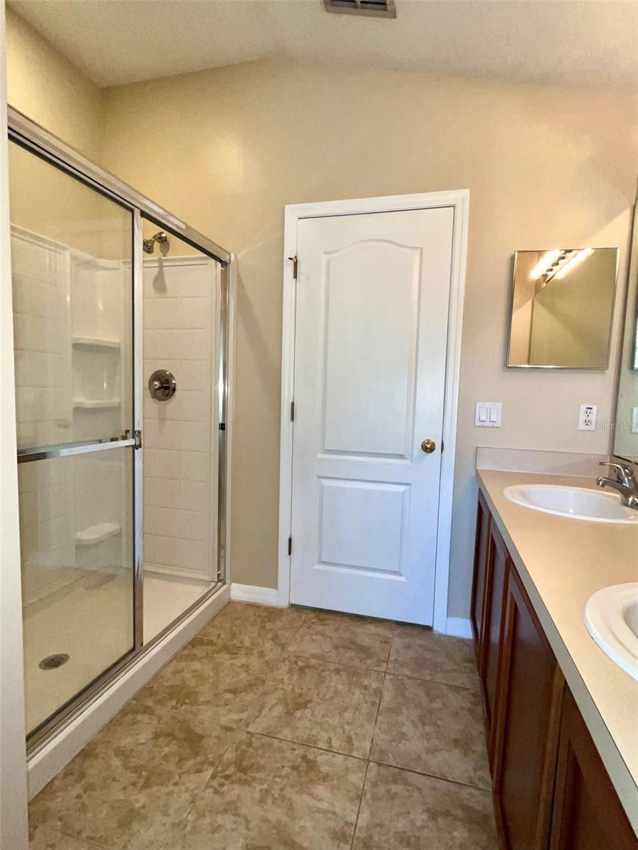 OVERLOOK/PARKSIDE CONDO - Residential Lease