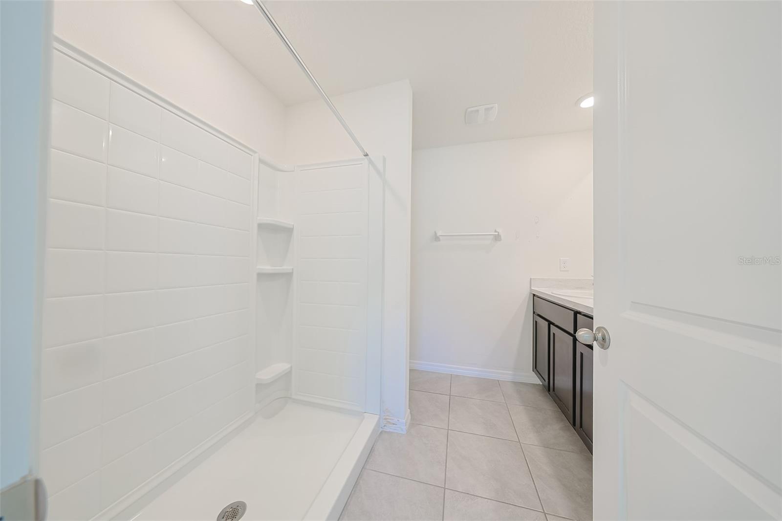 RIDGEWOOD - Residential
