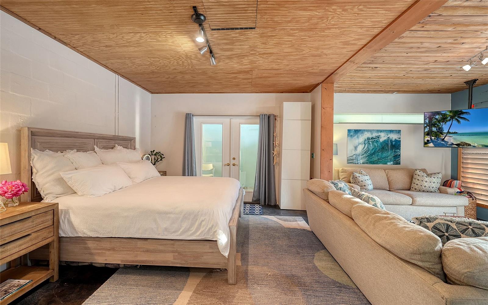 MCCLELLAN PARK - Residential