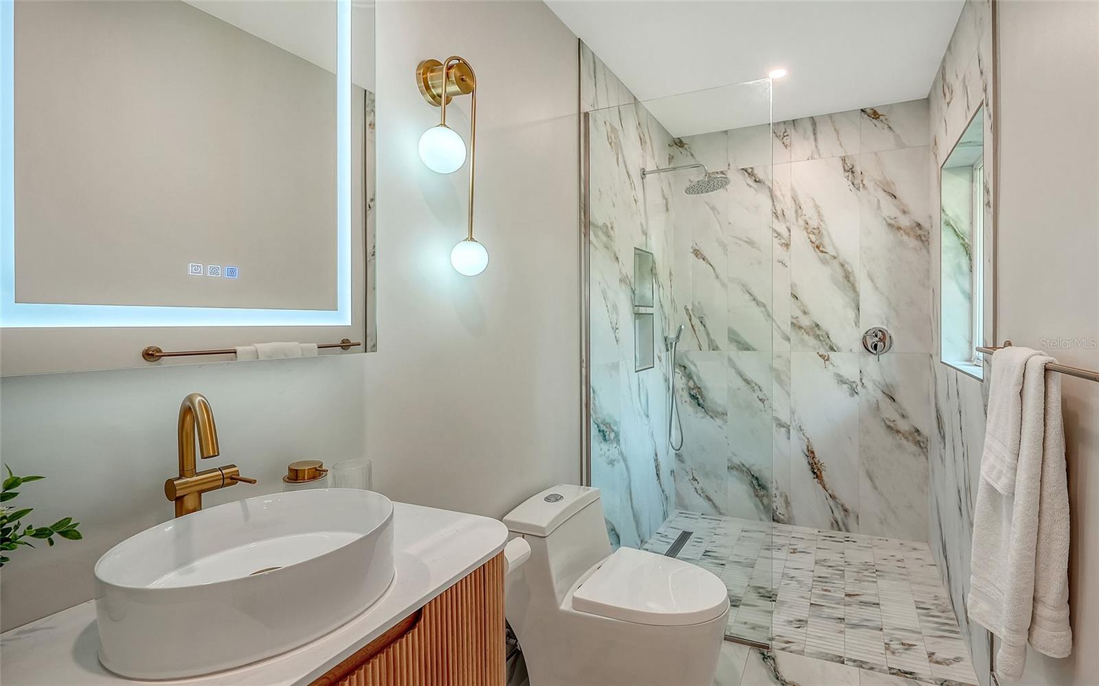 MCCLELLAN PARK - Residential