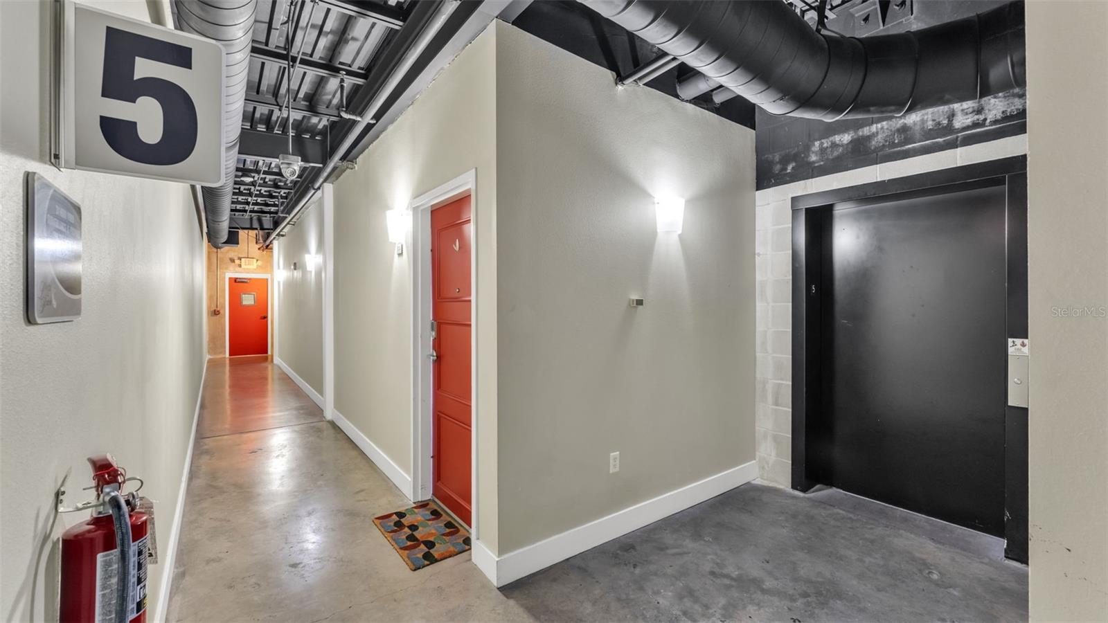 LOFTS ON PARK CONDO - Residential