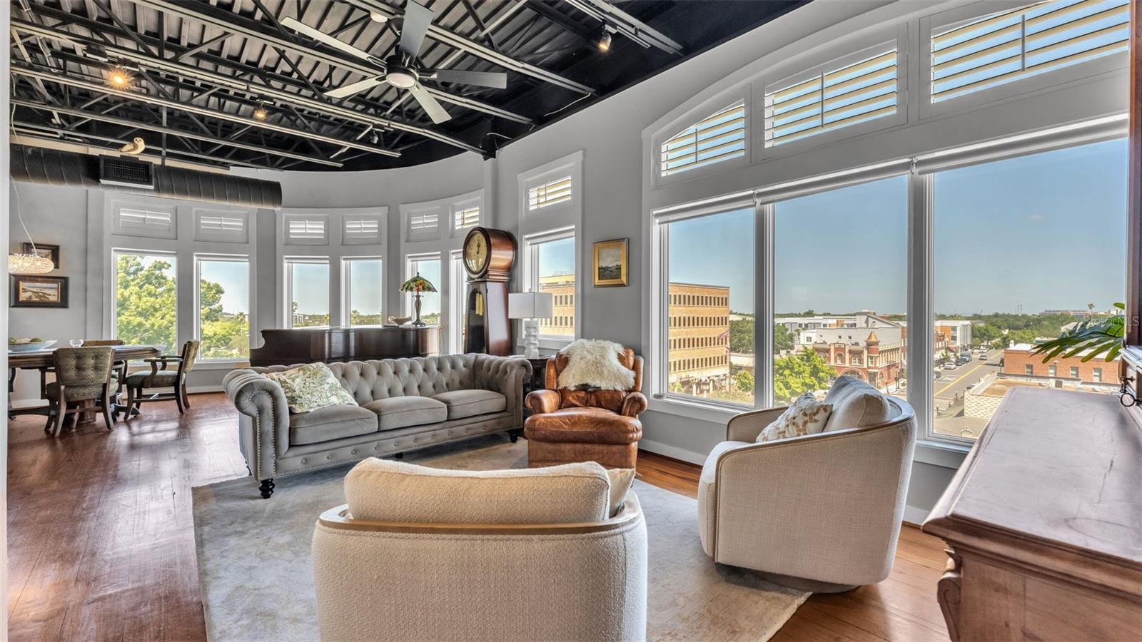 LOFTS ON PARK CONDO - Residential