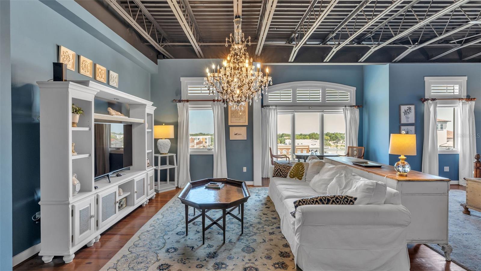 LOFTS ON PARK CONDO - Residential