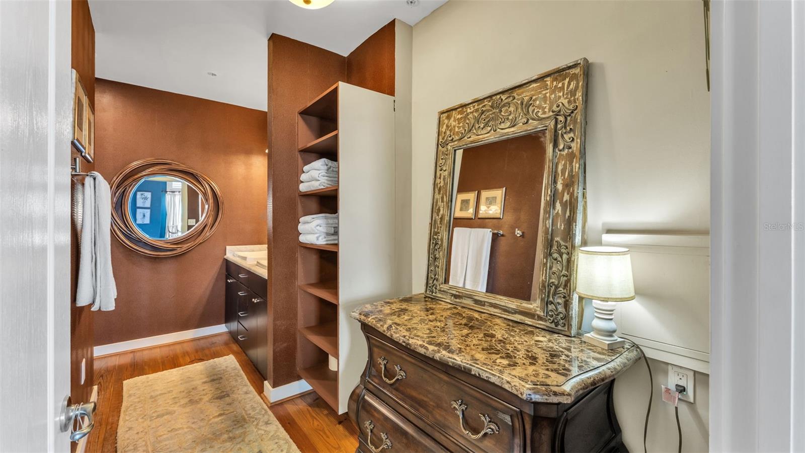 LOFTS ON PARK CONDO - Residential